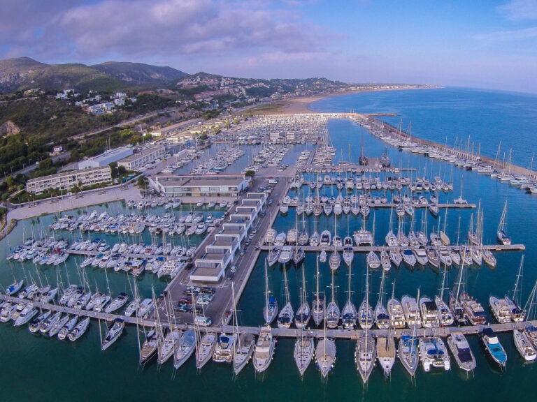 Port Ginesta Marina Review Katamarans port-ginesta-marina-review-katamarans