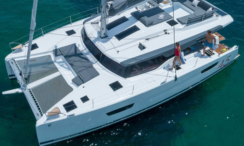 fountaine pajot catamaran 45