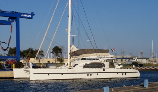 catana yacht