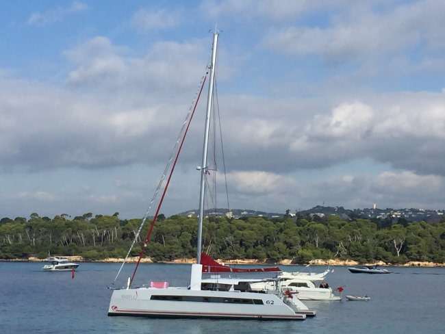 Catana 62