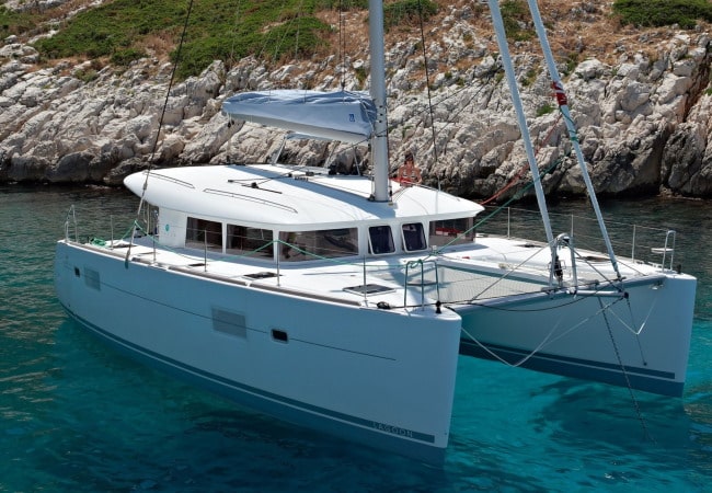 lagoon catamaran manufacturer