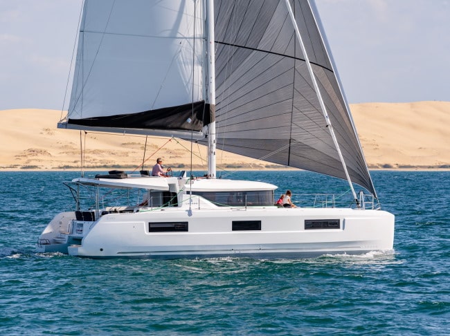 lagoon catamaran manufacturer