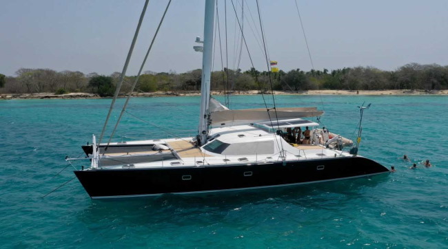 lagoon catamaran manufacturer