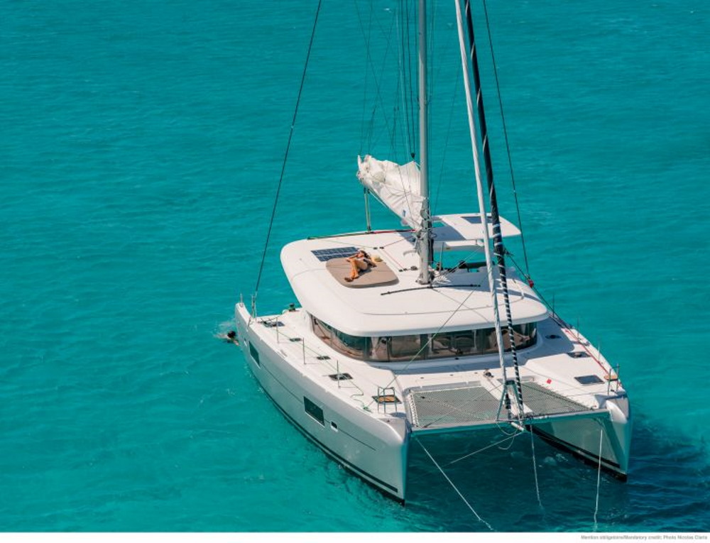 42 ft lagoon catamaran