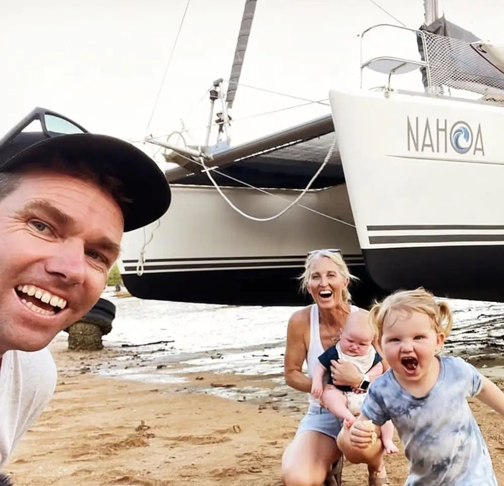 Sailing Nahoa Katamarans