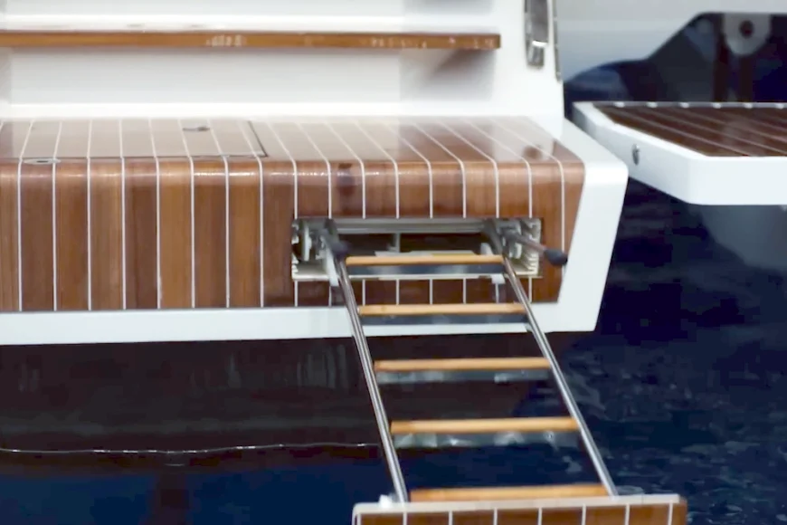 Simbad 55 swimming ladder