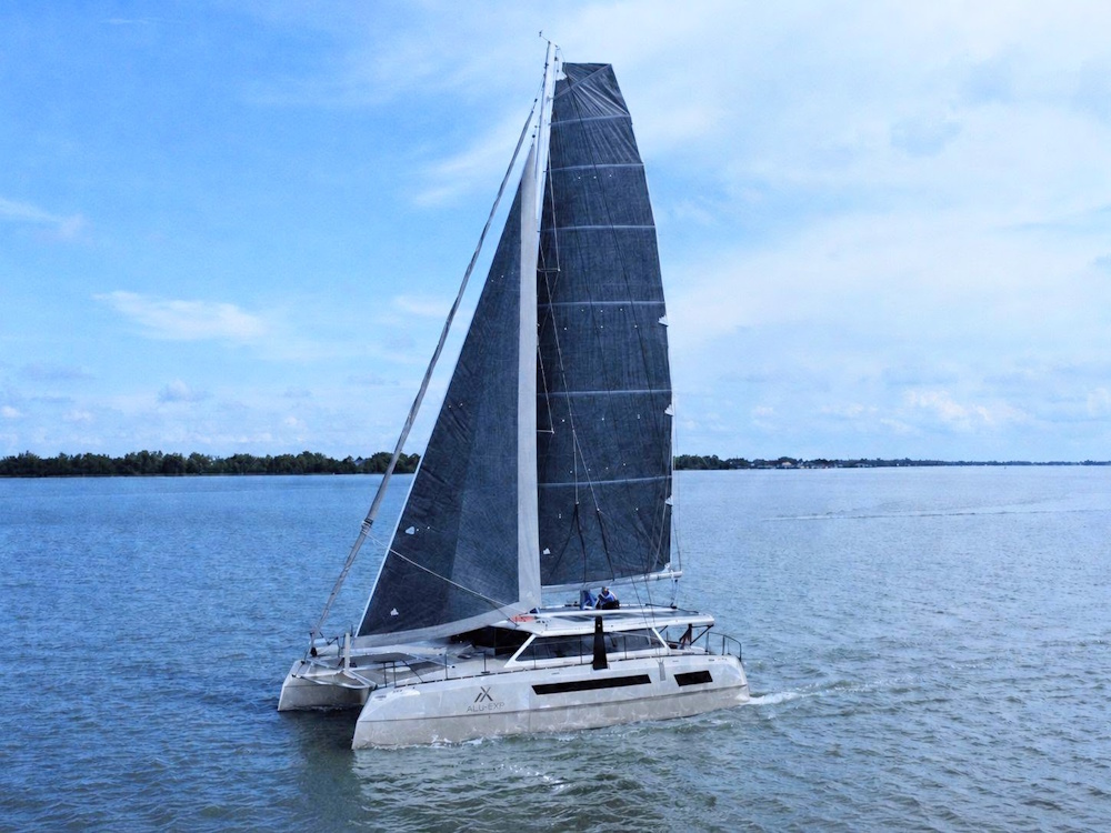 alu-exp 15 catamaran